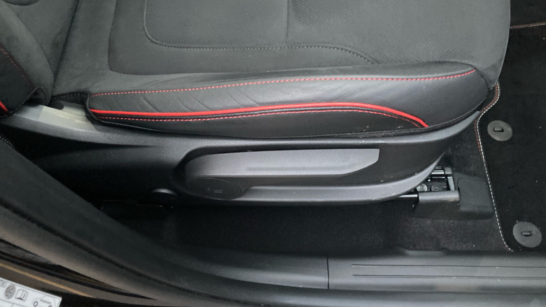 Hyundai TUCSON 1.6T Plug-in Hybrid N Line 5dr Auto Estate